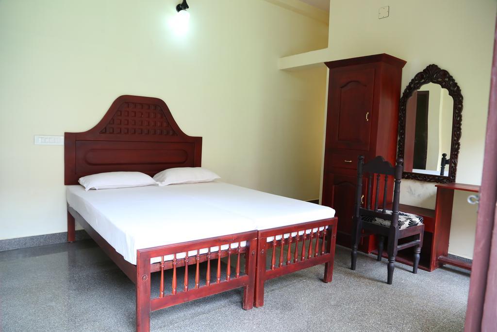 Alapatt Homestay Alappuzha Room photo